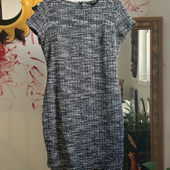 5/$20  Blue Gray and White Tweed Dress - Picture 2 of 16